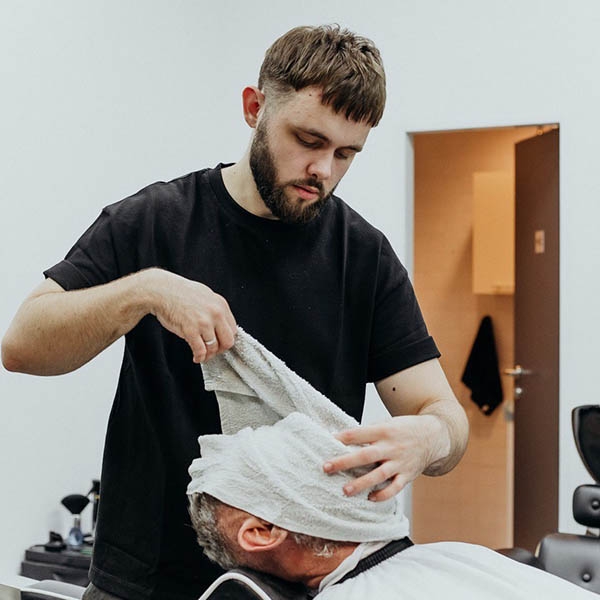 Barber Talk - Z Donecku do Brna. Ako začať dvakrát od nuly a nájsť nový domov